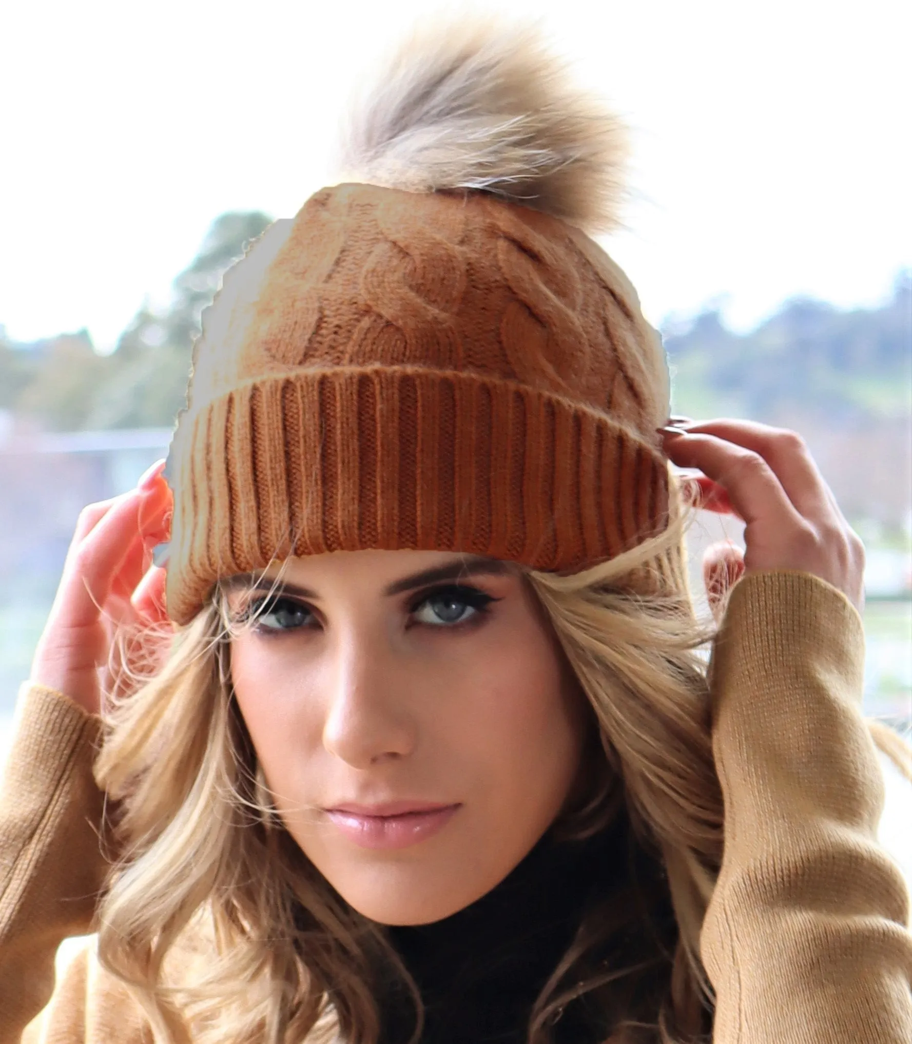 Beanie Cashmere Merino with Pom Pom