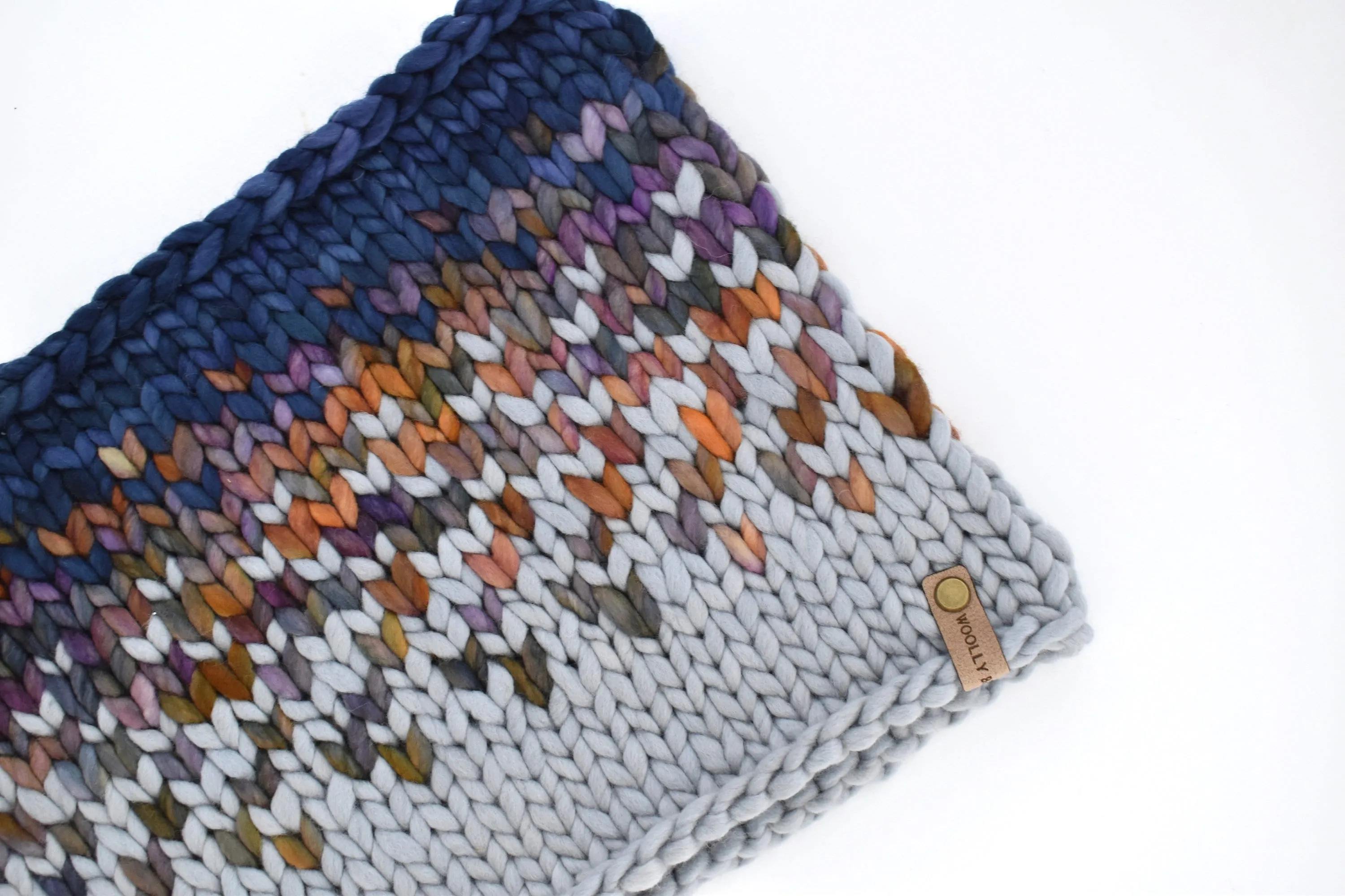 KNITTING PATTERN: Sunrise Cowl, Easy Fair Isle Cowl Knitting Pattern for Super Bulky Yarn