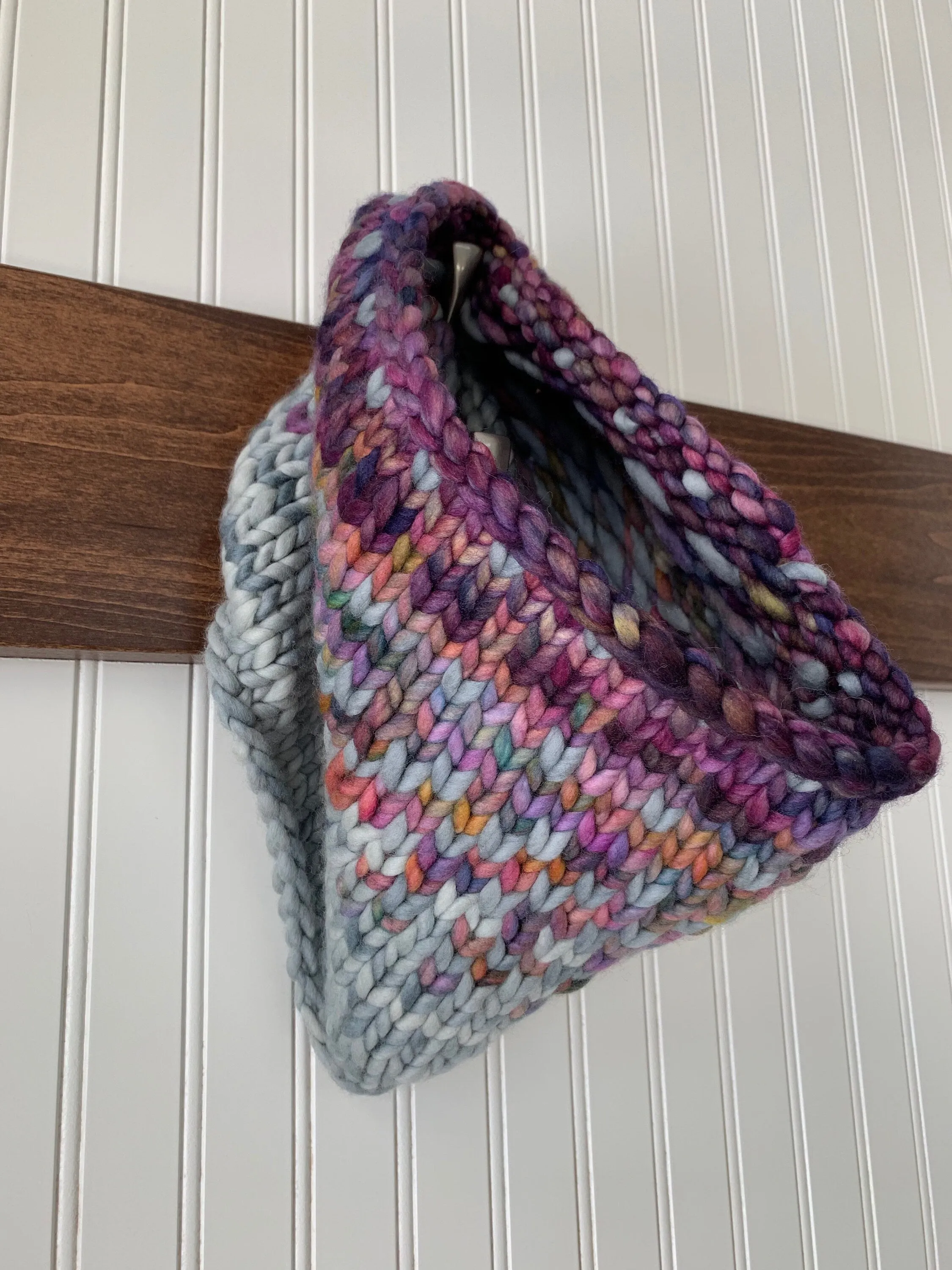 KNITTING PATTERN: Sunrise Cowl, Easy Fair Isle Cowl Knitting Pattern for Super Bulky Yarn