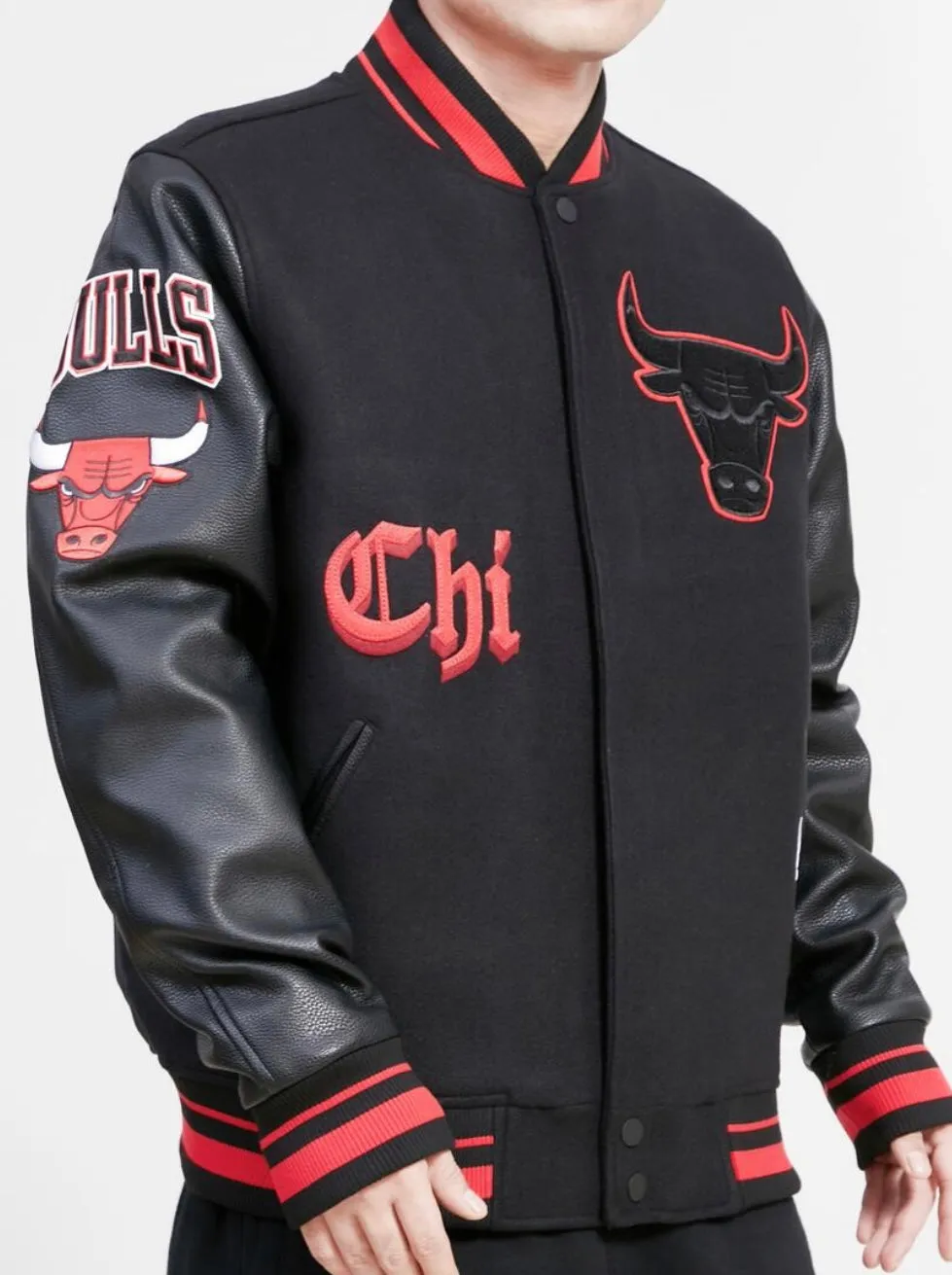 Pro Standard Chicago Bulls Varsity Jacket - Black on Black