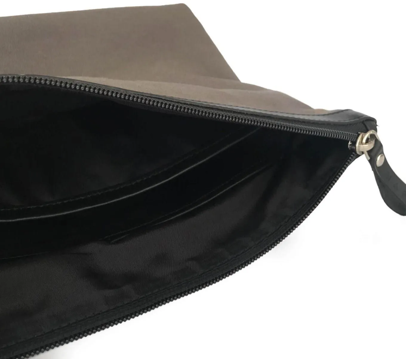 UTILITY POUCH